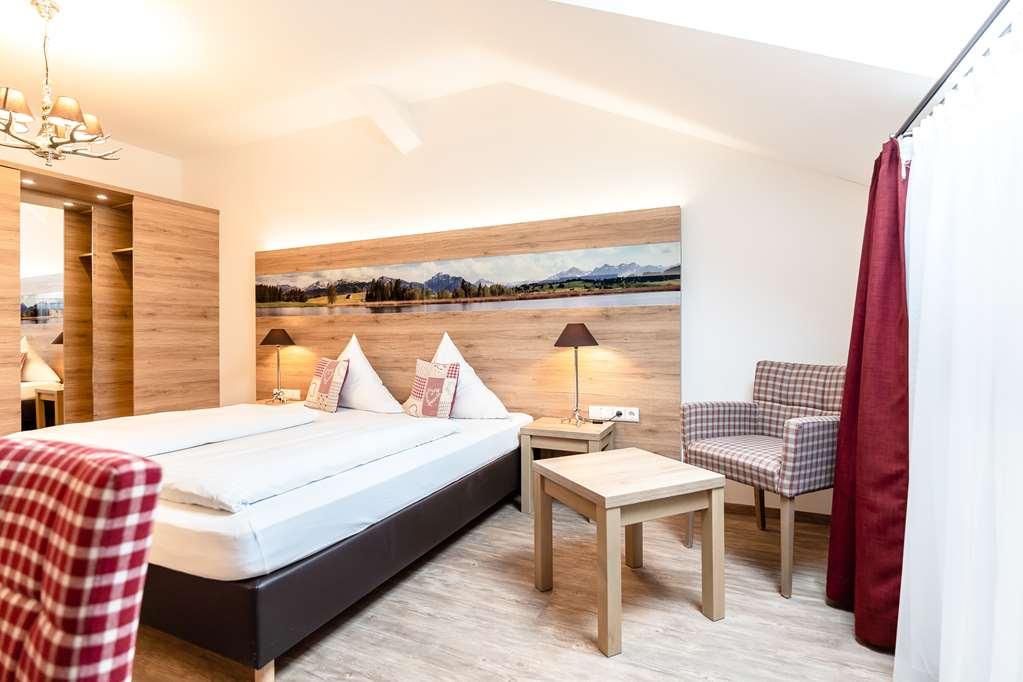 Sauerlacher Post Hotel 3*